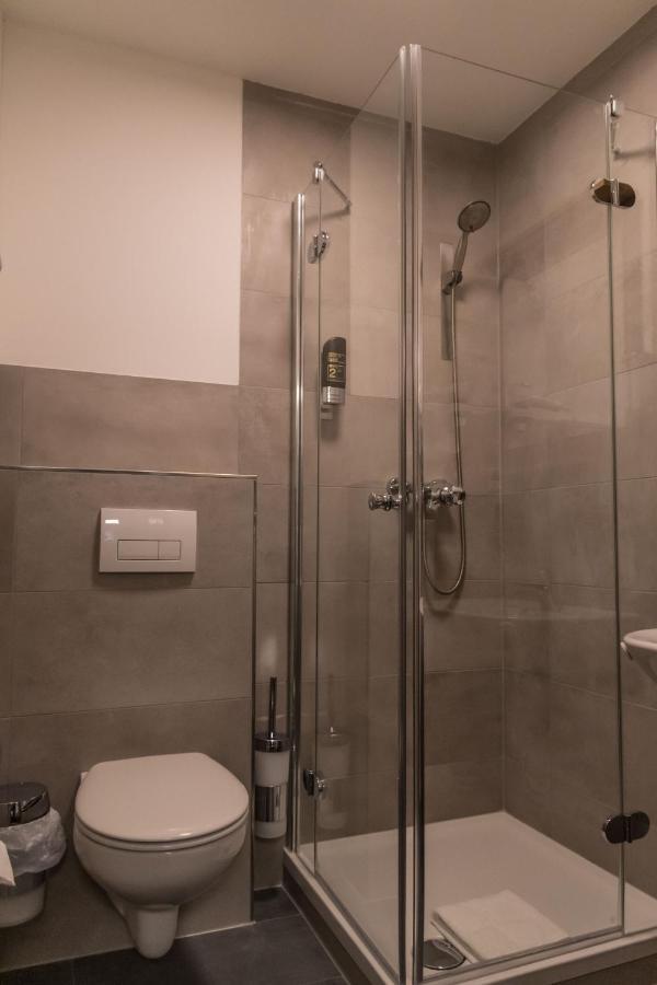 Altstadt Self Check-in Hotel *